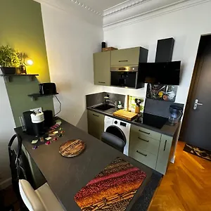 Studio Neuf Et Proche Des Plages De Les Pins Juan-les-Pins